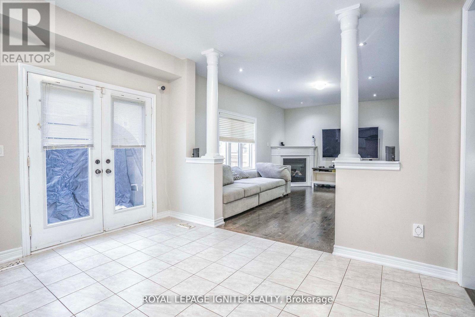 Photo 9 of 1382 Dallman Street, Innisfil ON