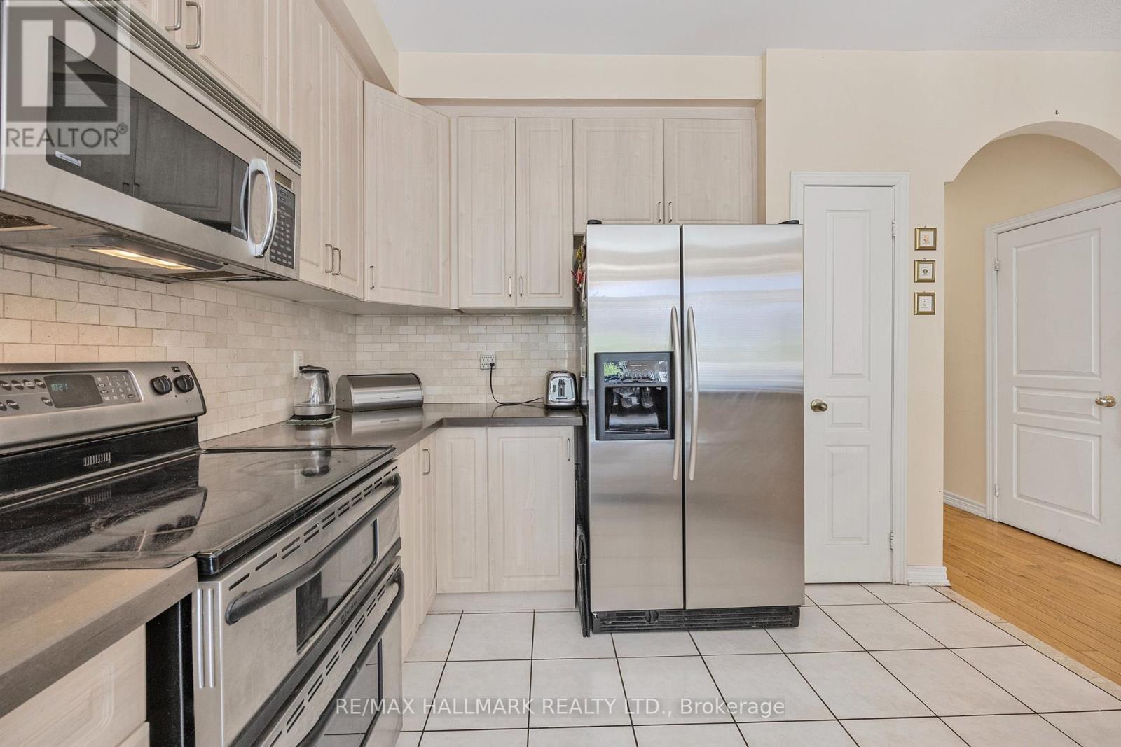 Photo 30 of 60 Cider Crescent, Richmond Hill ON