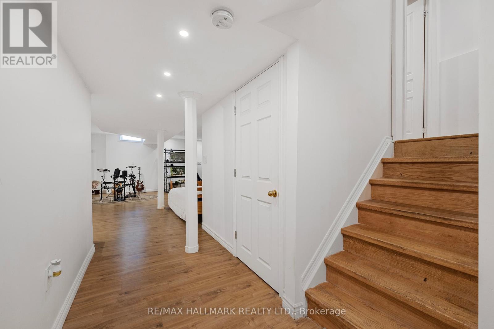 Photo 18 of 60 Cider Crescent, Richmond Hill ON
