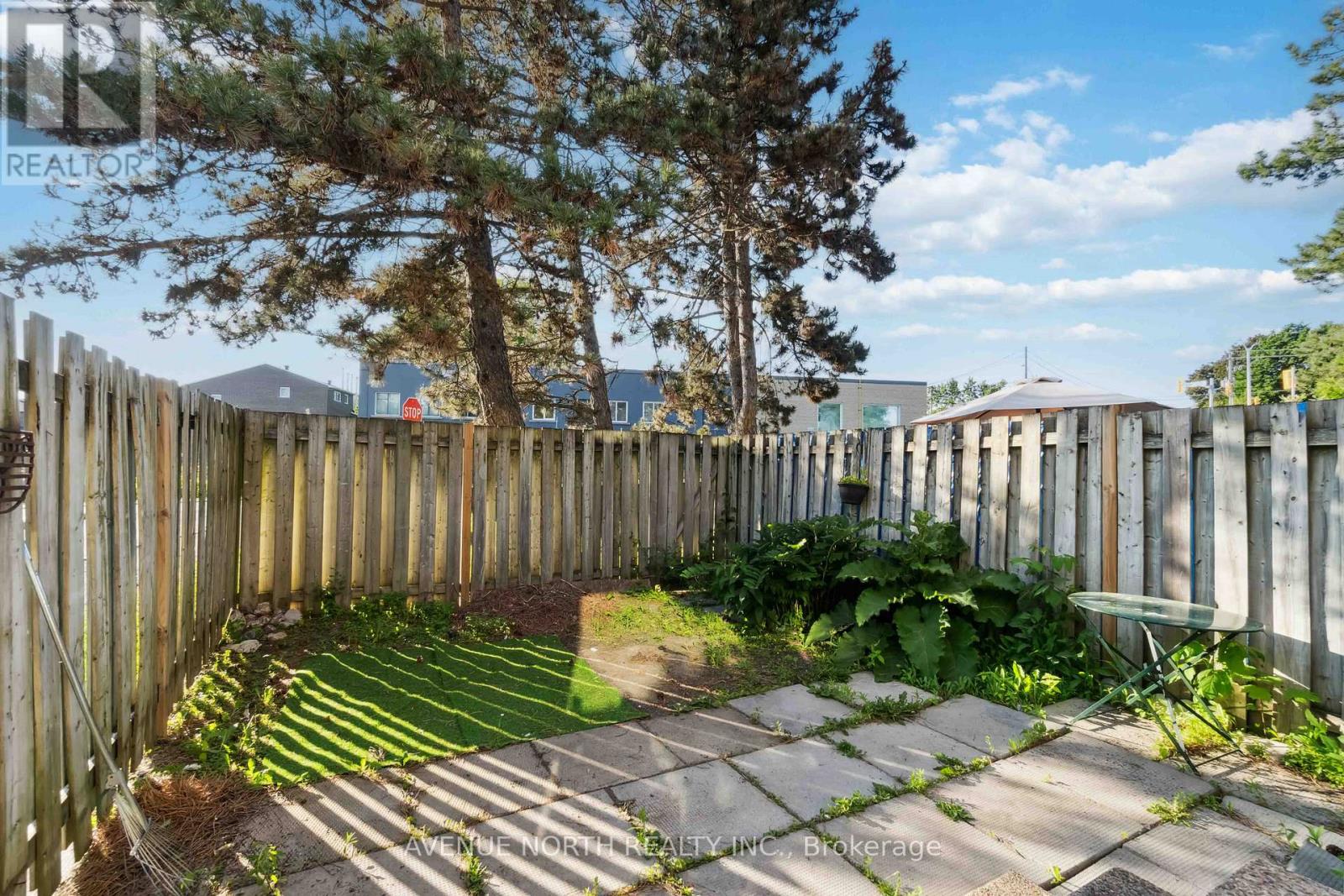 Photo 21 of 7 3089 Quail Drive, Ottawa ON