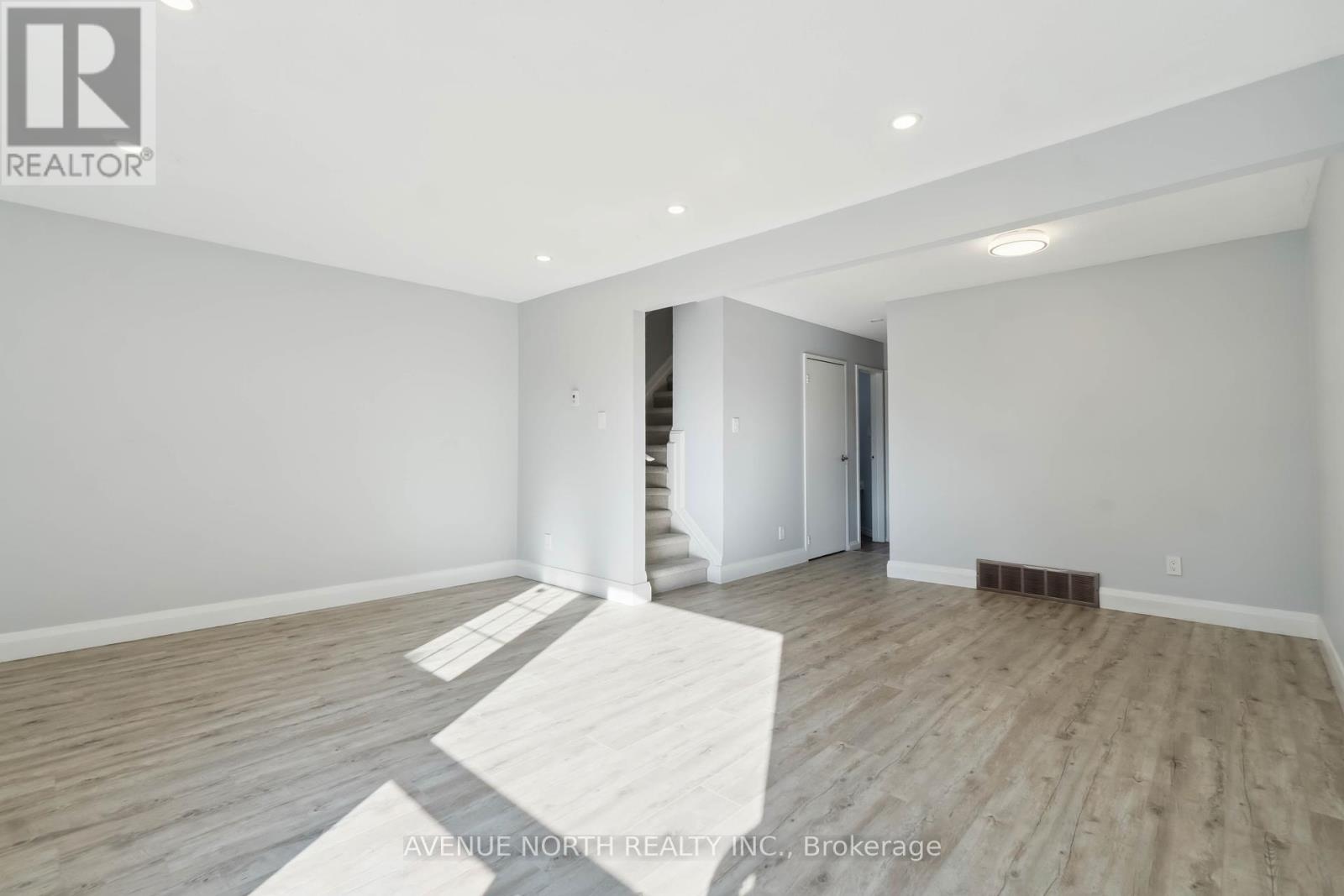 Photo 6 of 7 3089 Quail Drive, Ottawa ON