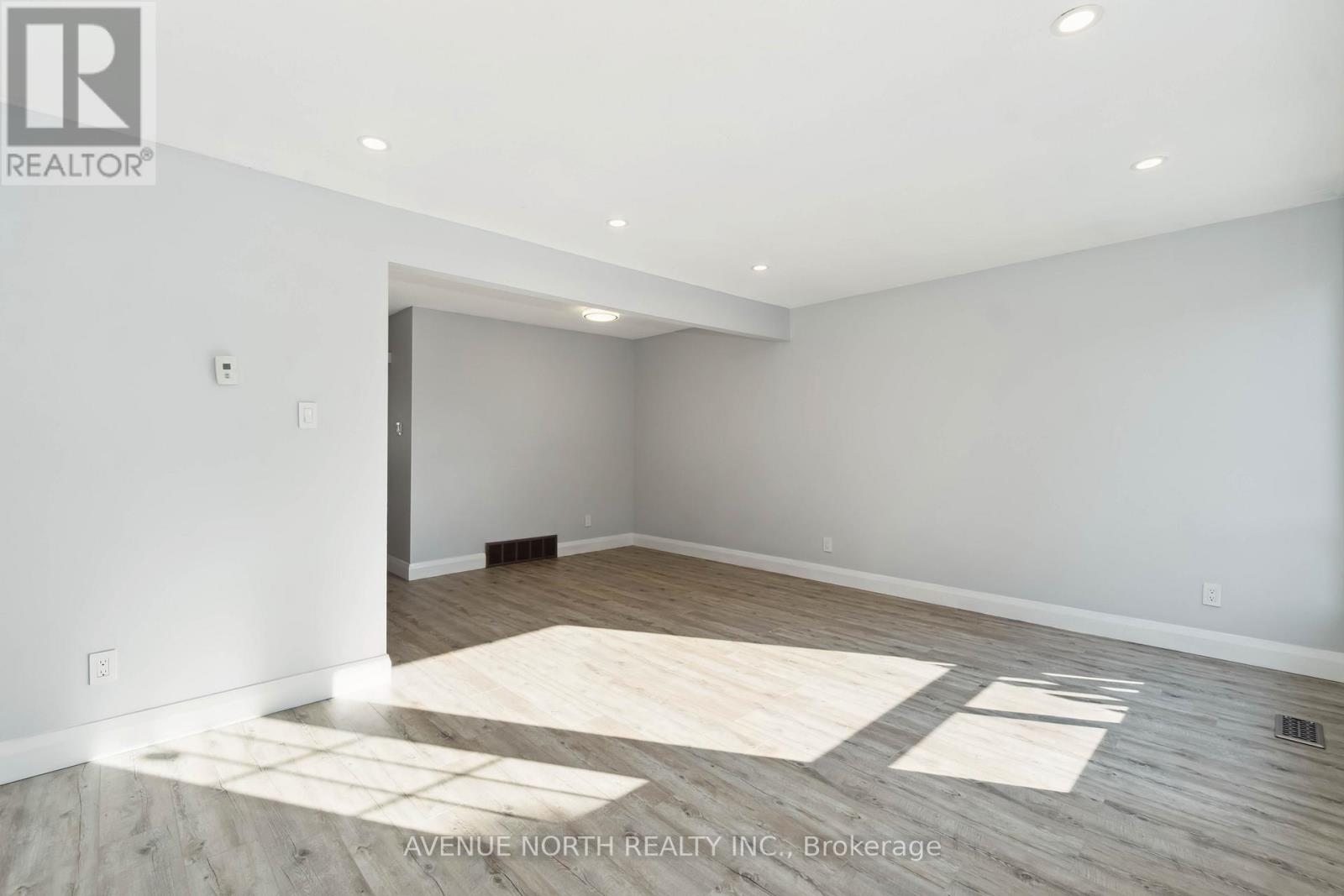 Photo 8 of 7 3089 Quail Drive, Ottawa ON