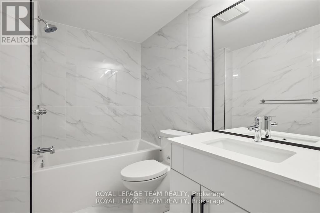 Photo 14 of 1 49 Grosvenor Avenue, Ottawa ON