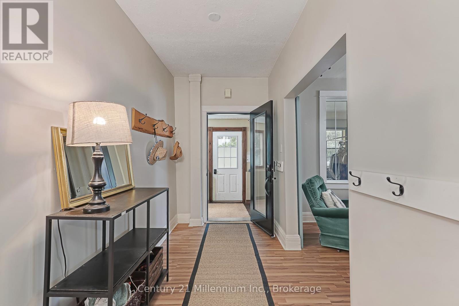 Photo 16 of 421 Napier Street, Collingwood ON