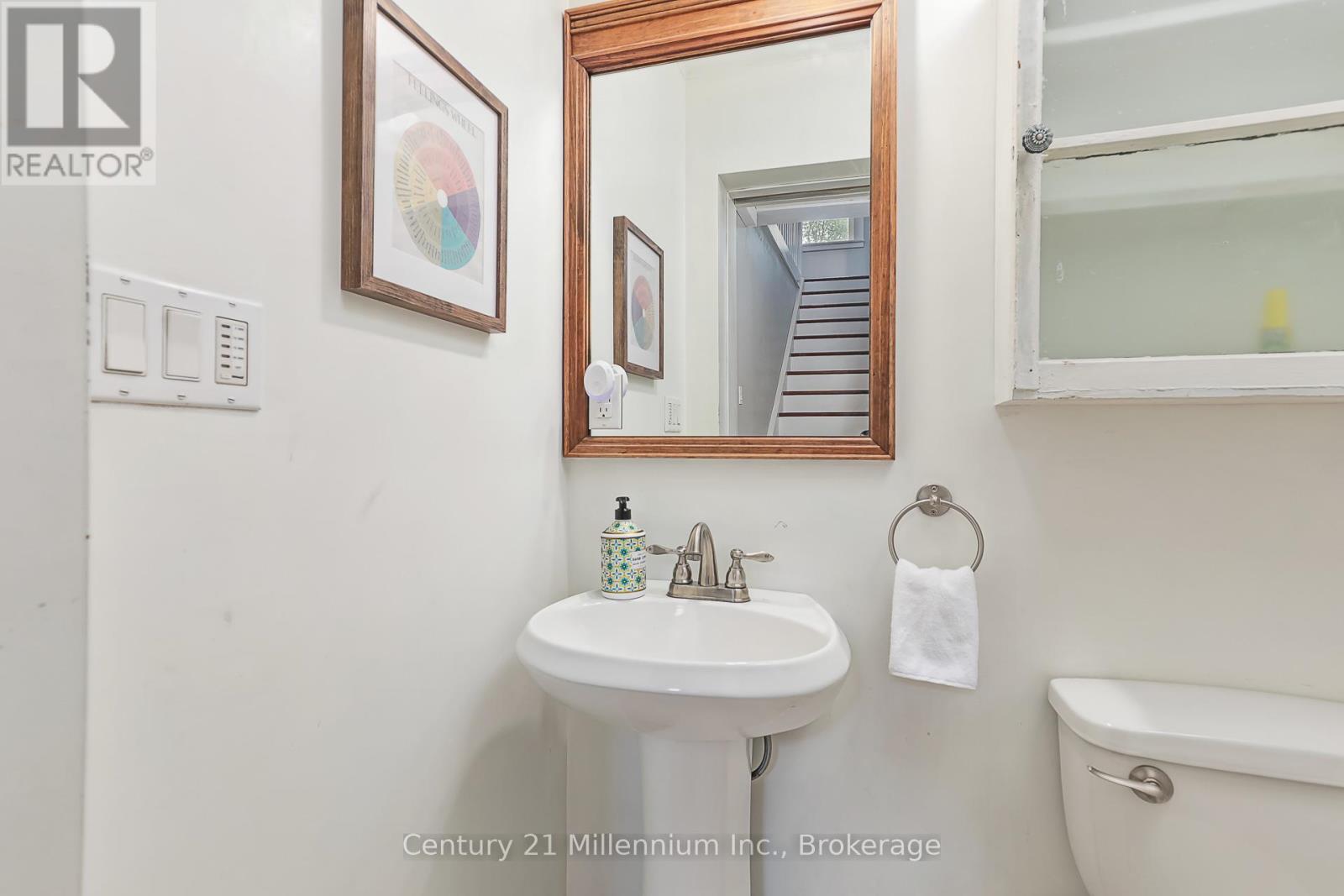 Photo 24 of 421 Napier Street, Collingwood ON