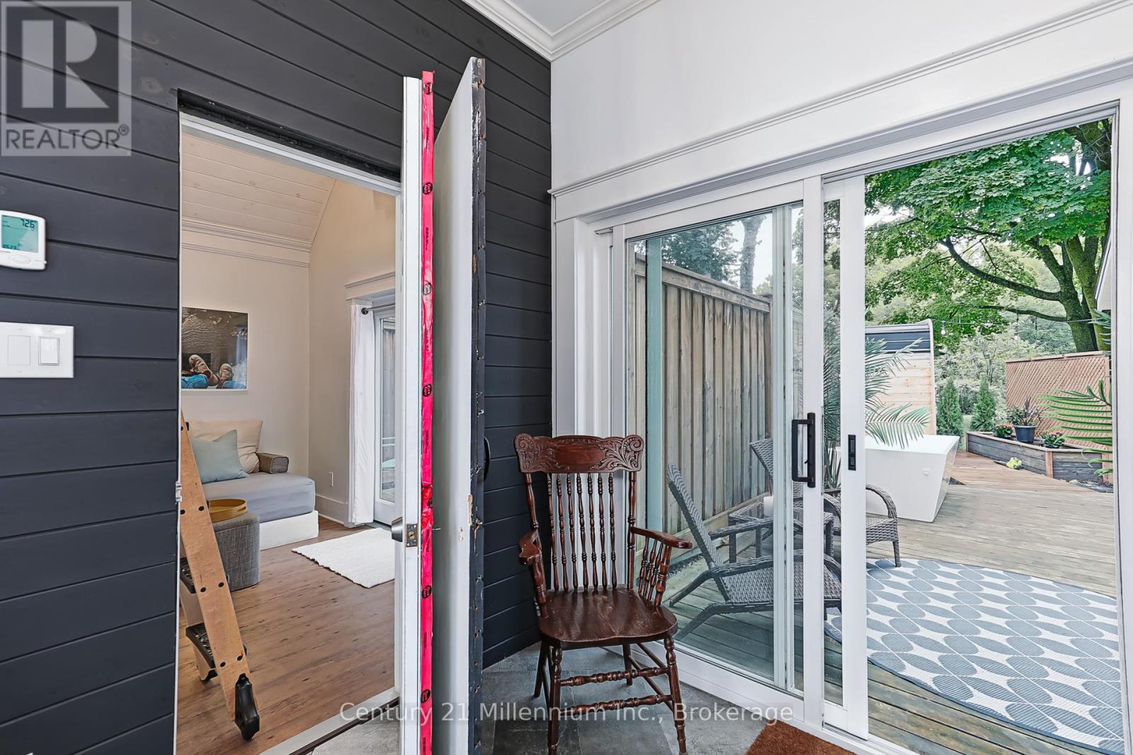 Photo 6 of 421 Napier Street, Collingwood ON