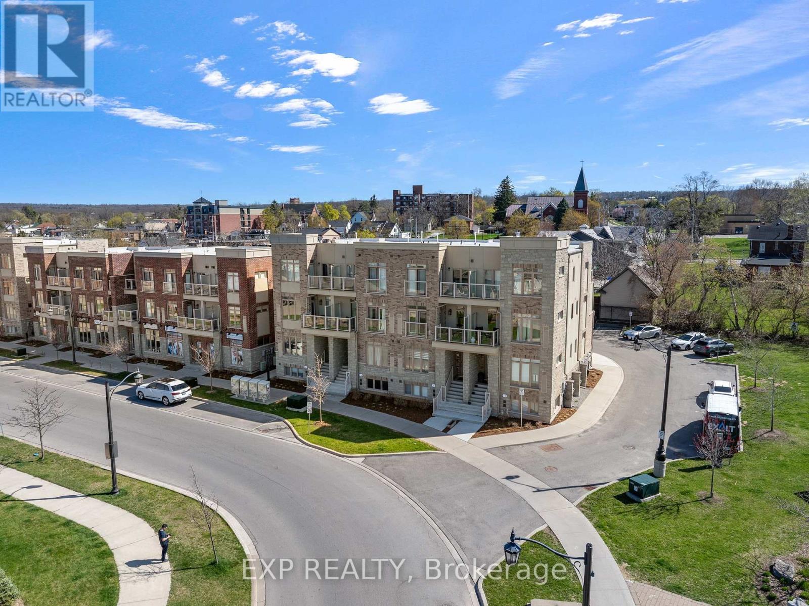 Photo 2 of 9 5016 Serena Drive, Lincoln ON