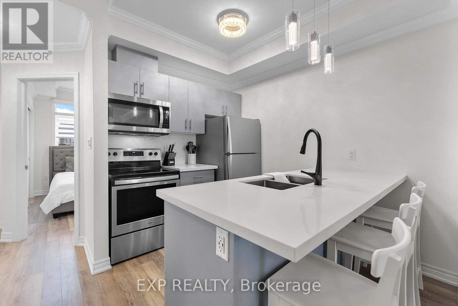 Photo 7 of 9 5016 Serena Drive, Lincoln ON
