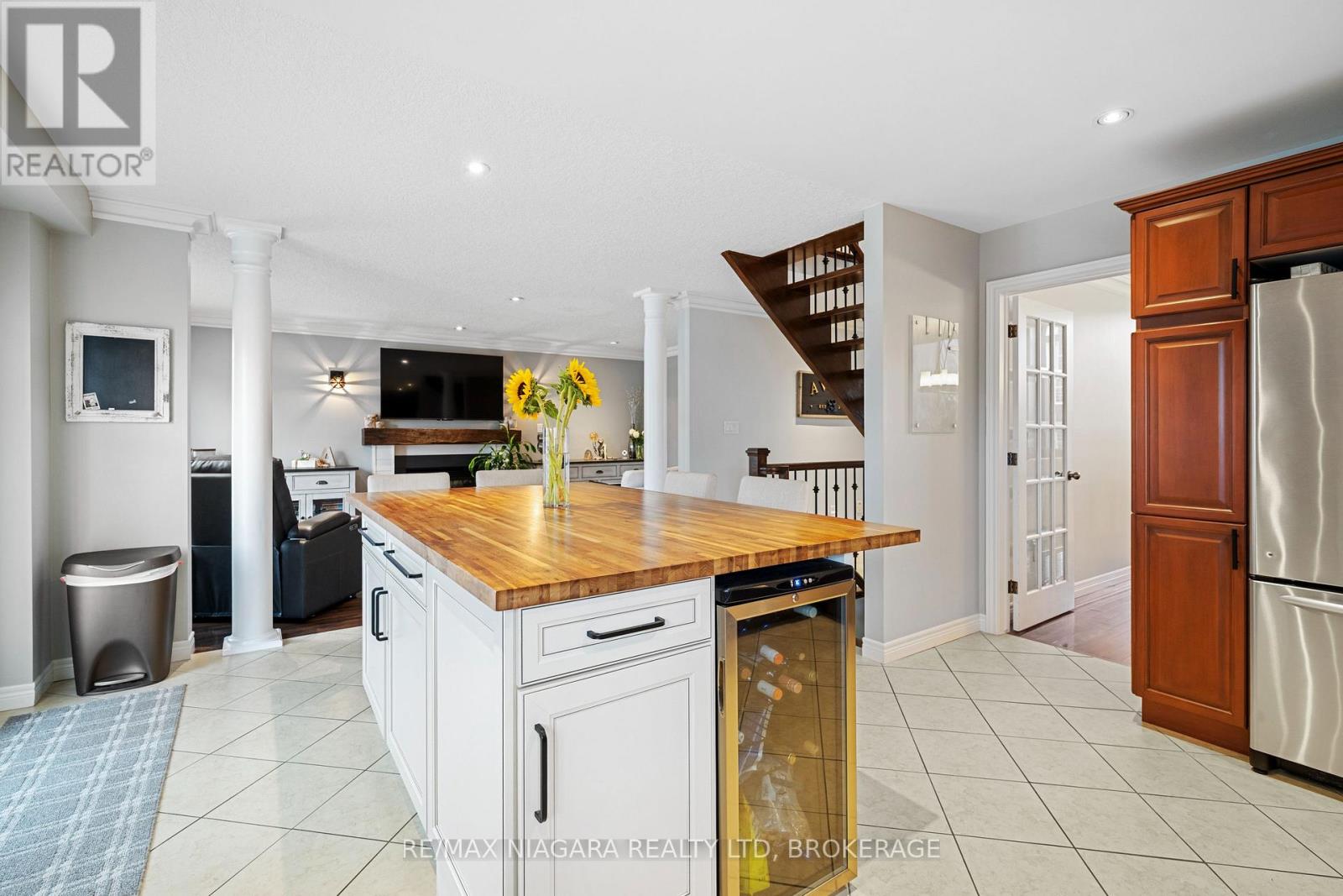 Photo 18 of 4493 Frances Crescent, Lincoln ON