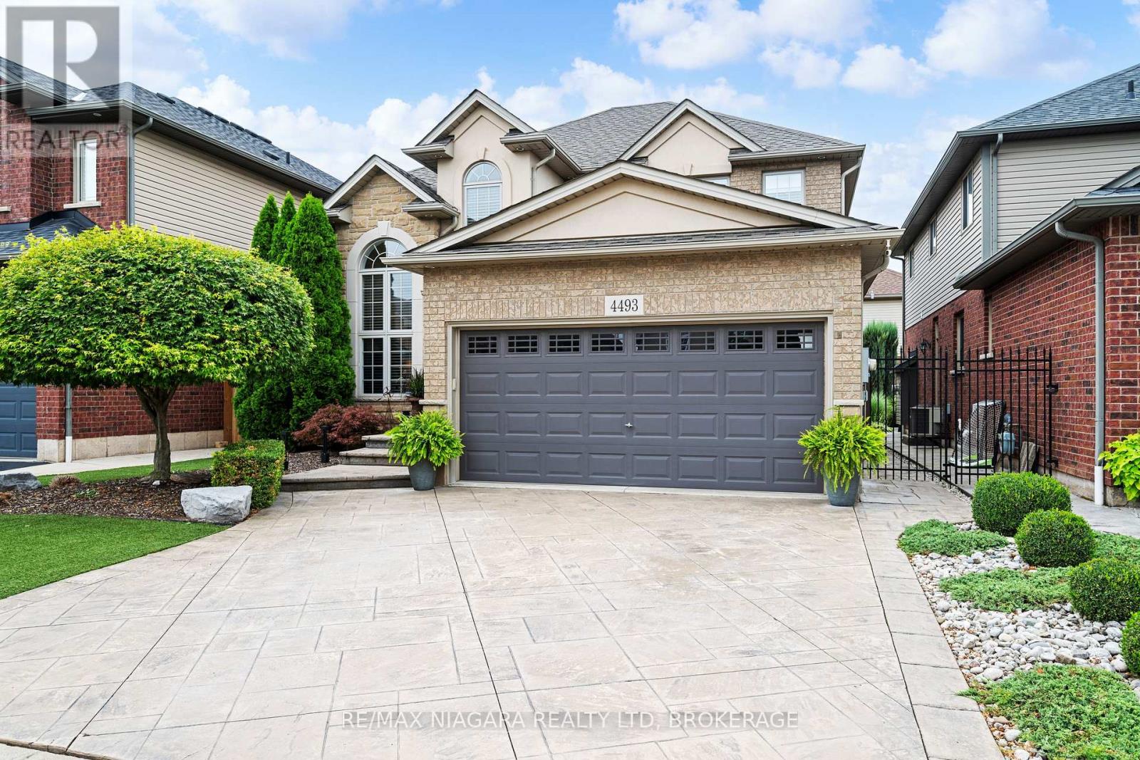 Photo 39 of 4493 Frances Crescent, Lincoln ON