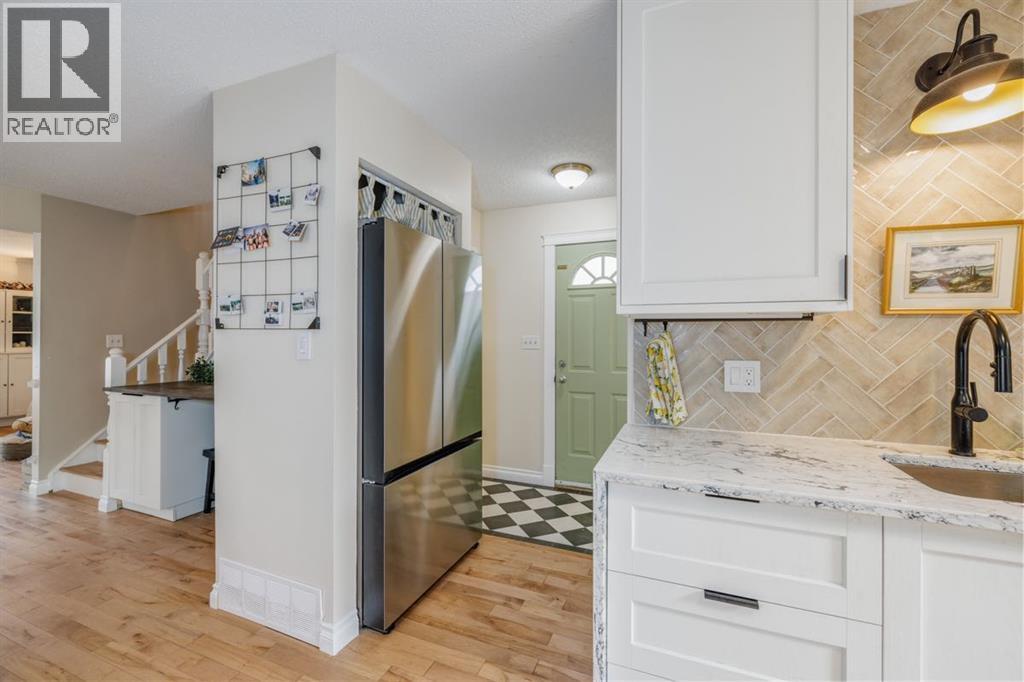 Single Family House for Sale in   Avenue SW Richmond Calgary 