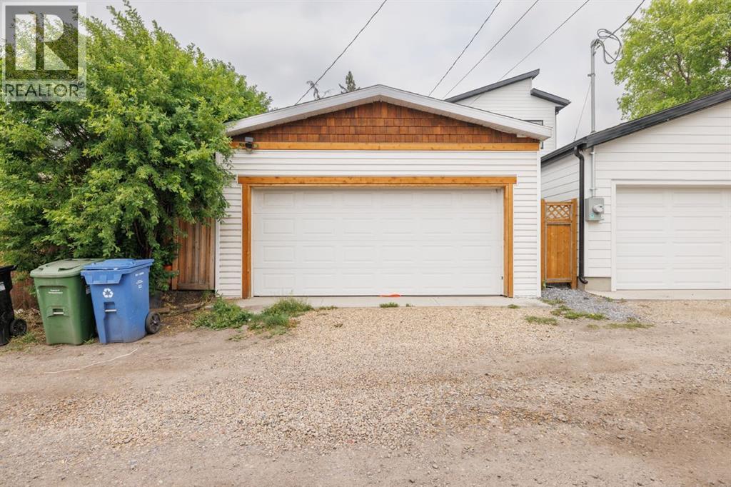 Single Family House for Sale in   Avenue SW Richmond Calgary 