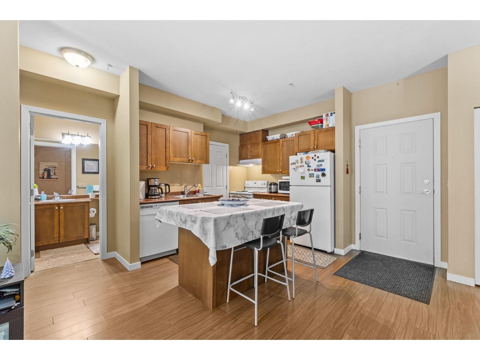 Photo 6 of 308 13277 108th Avenue, Surrey BC
