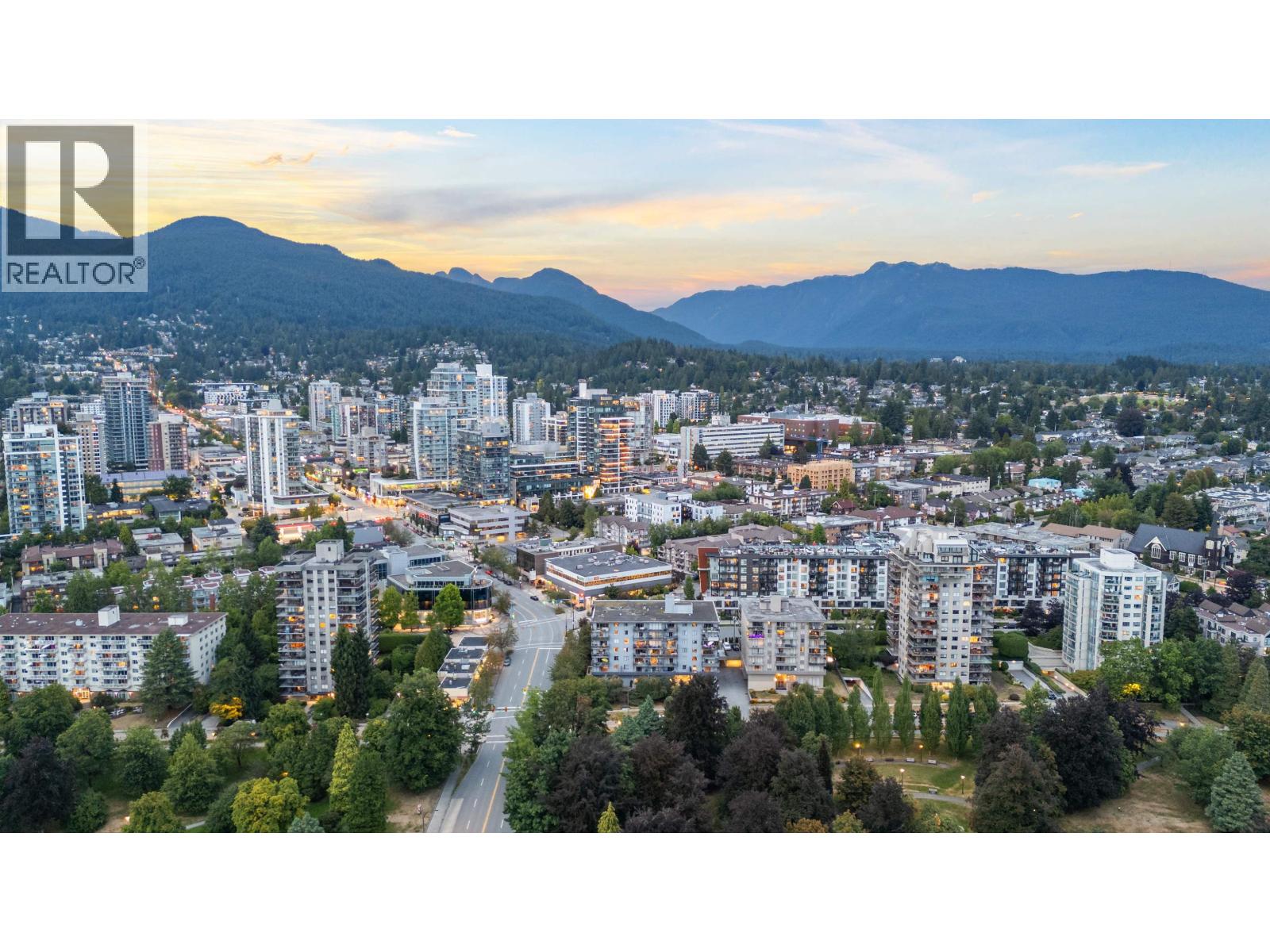 Photo 18 of 201 140 E Keith Road, North Vancouver BC
