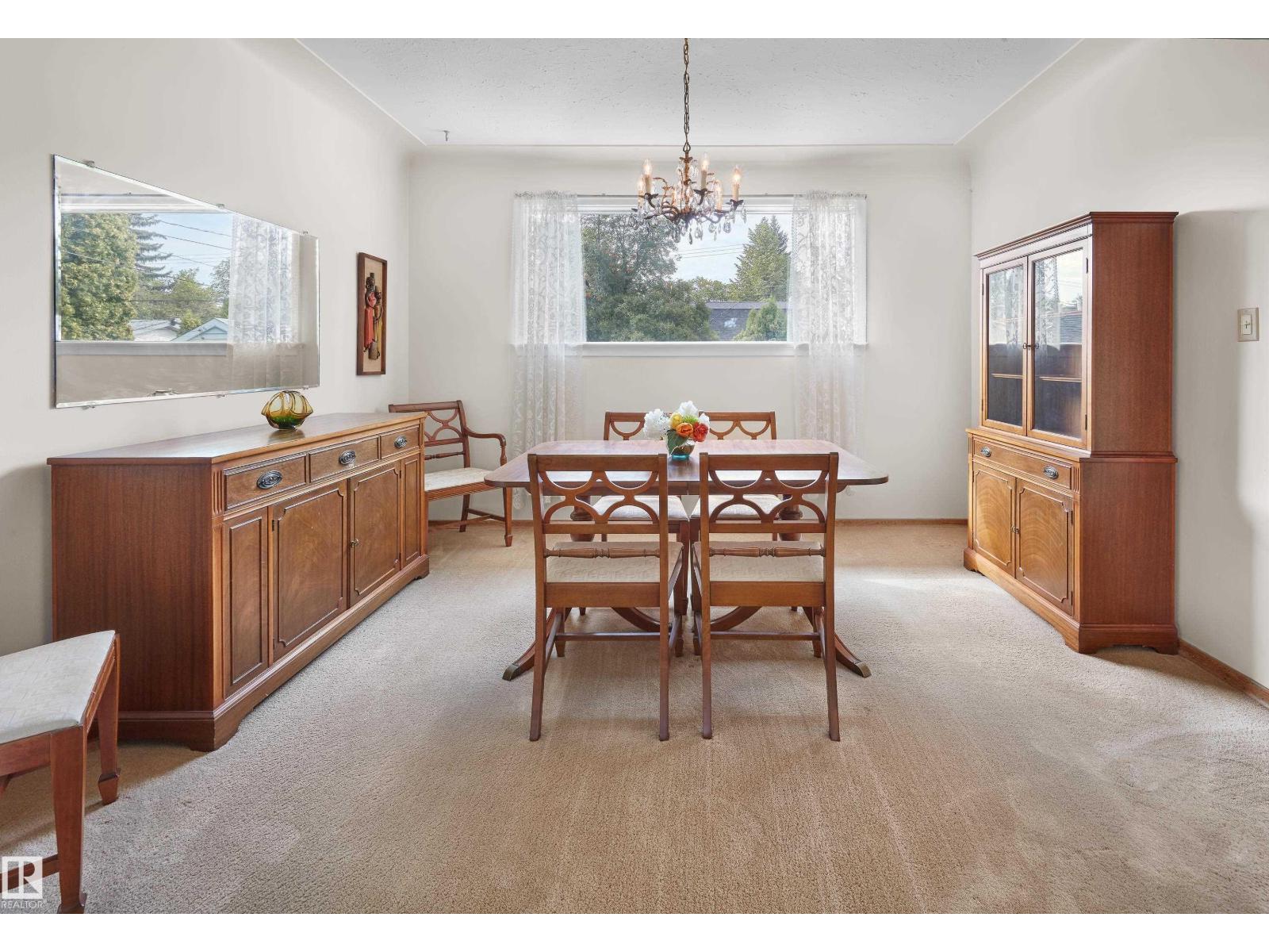 Photo 8 of 11127 71 Av Nw, Edmonton AB