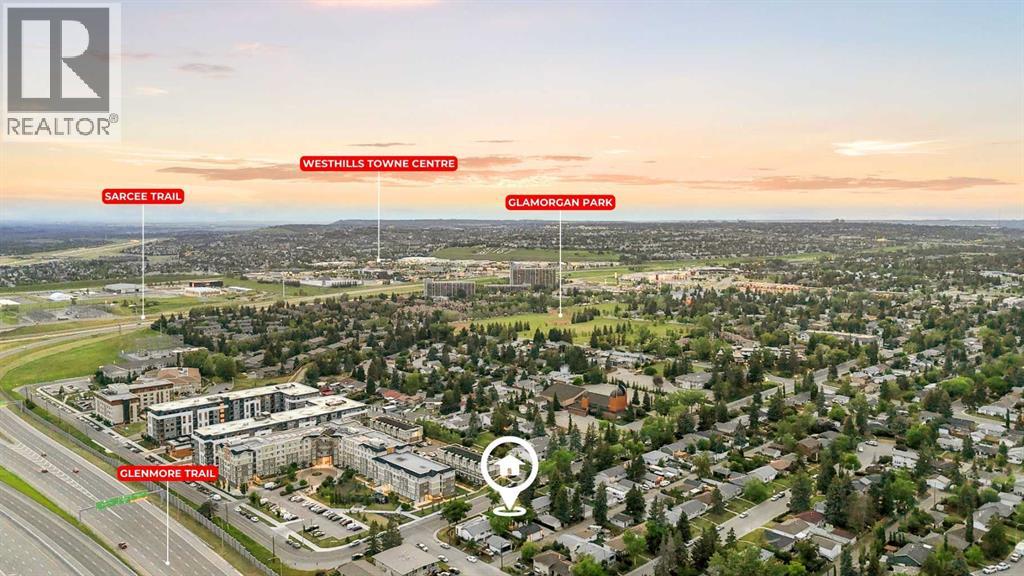 Single Family House Bungalow for Sale in  th Street SW Glamorgan Calgary 