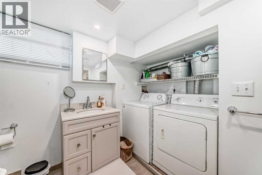 Single Family House Bungalow for Sale in  Pinegreen Close NE Pineridge Calgary 