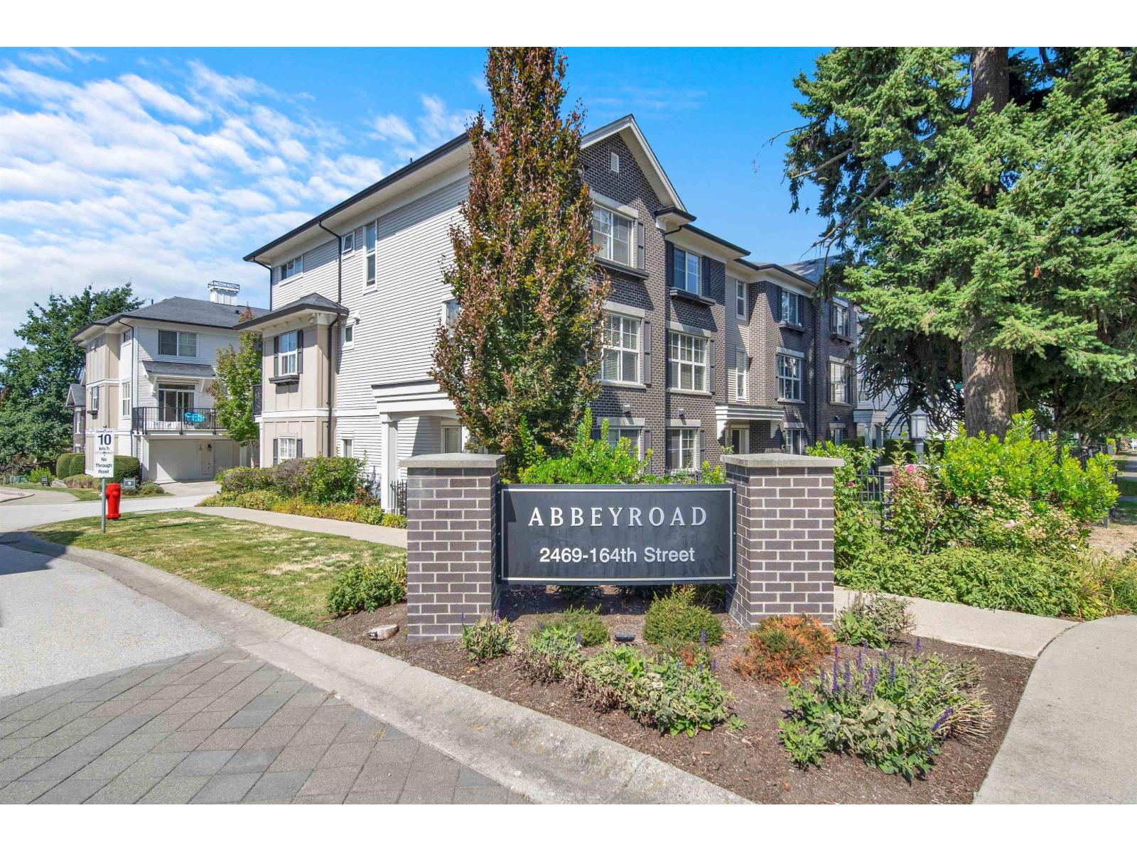 Photo 13 of 39 2469 164 Street, Surrey BC