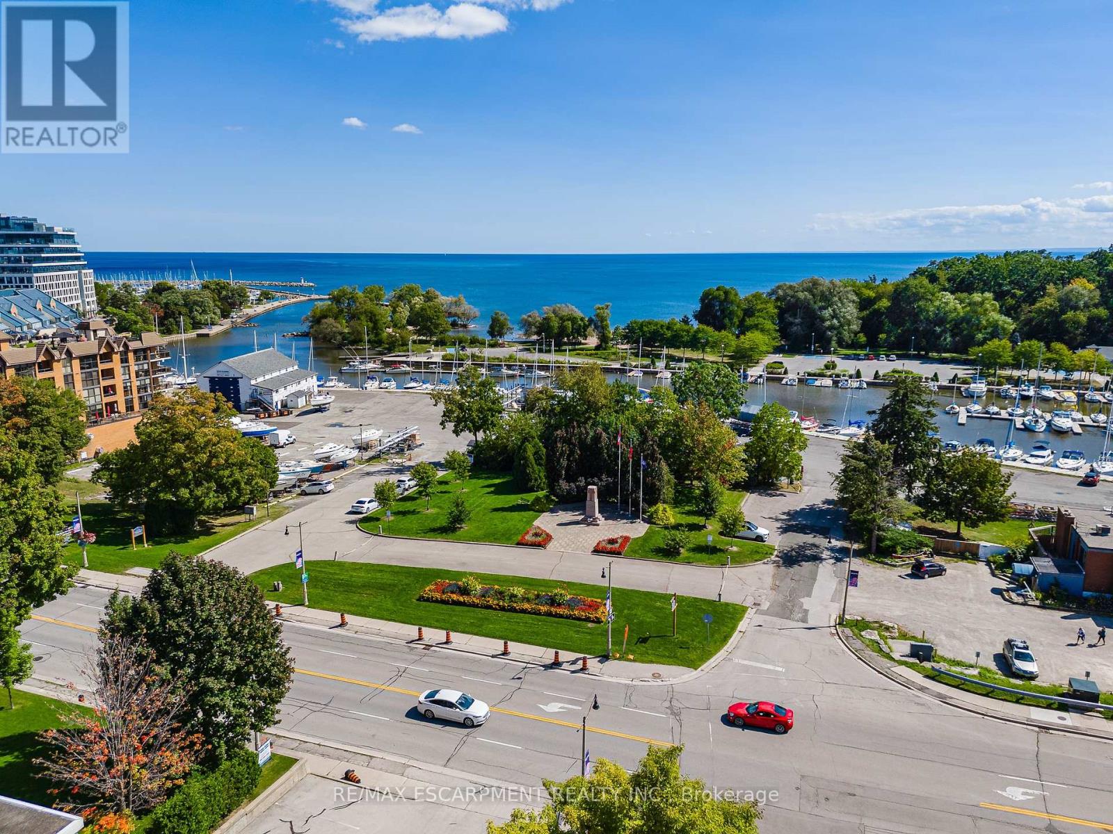 Photo 31 of 805 2511 Lakeshore Road W, Oakville ON