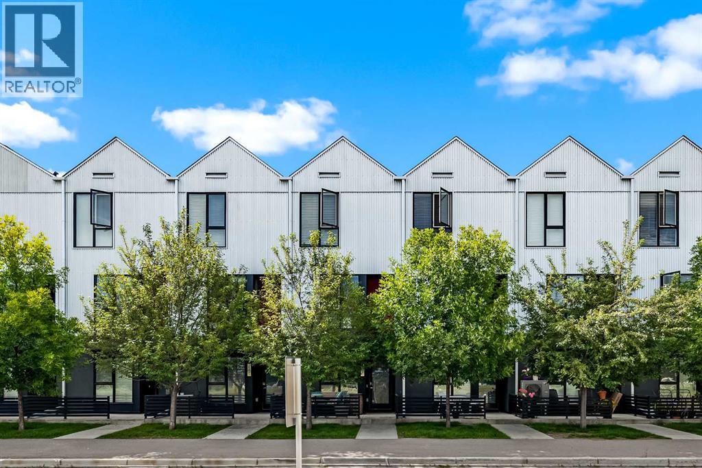 Single Family House for Sale in   Street NW Bowness Calgary 