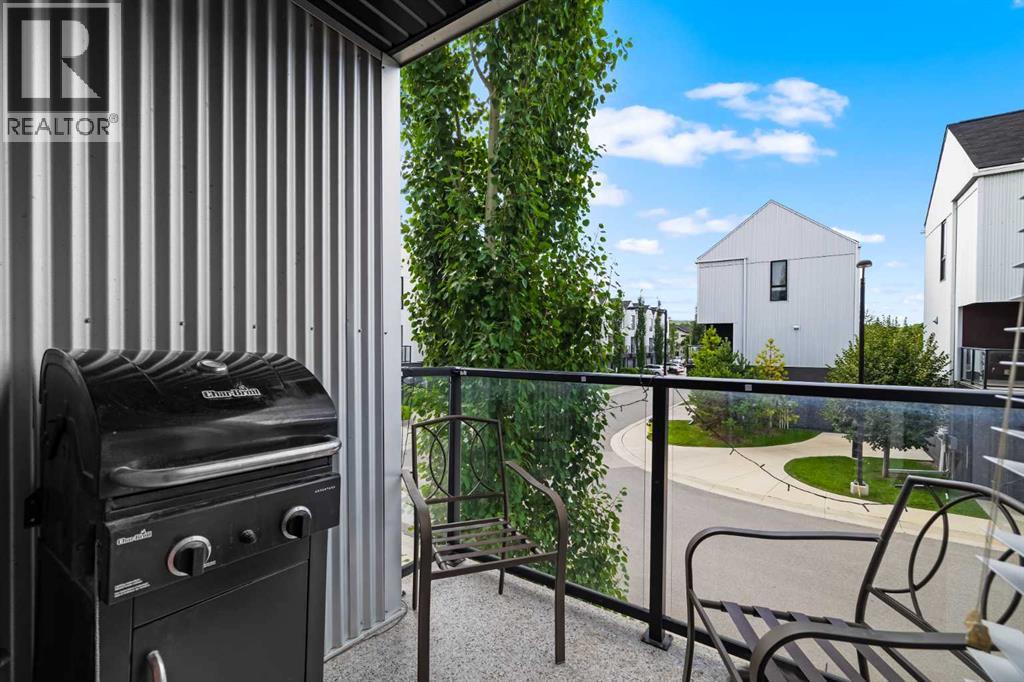 Single Family House for Sale in   Street NW Bowness Calgary 