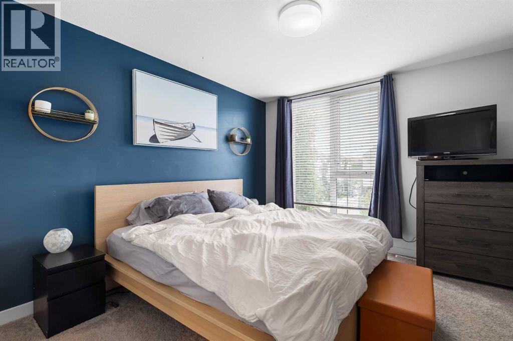 Single Family House for Sale in   Street NW Bowness Calgary 