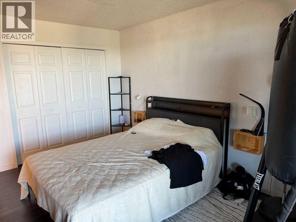 Photo 12 of 2412 221 6 Avenue Se, Calgary AB