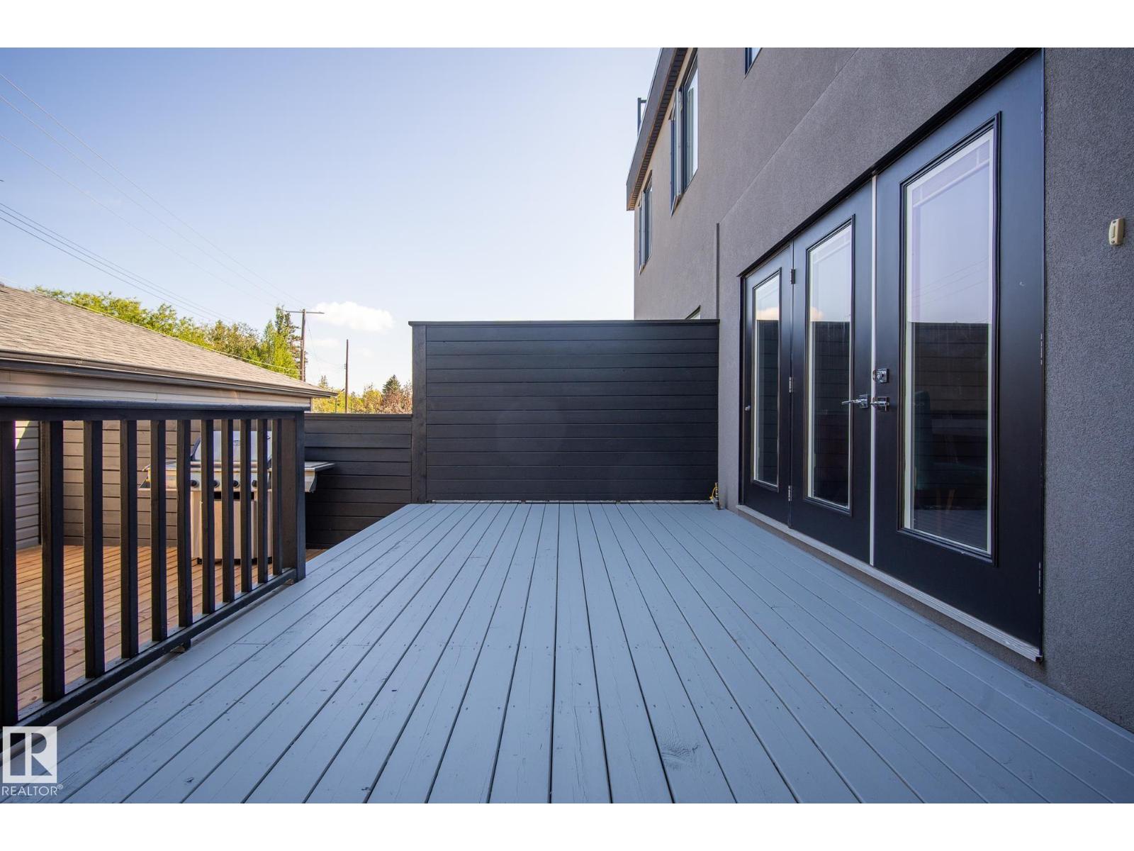 Photo 5 of 11426 71 Av Nw, Edmonton AB