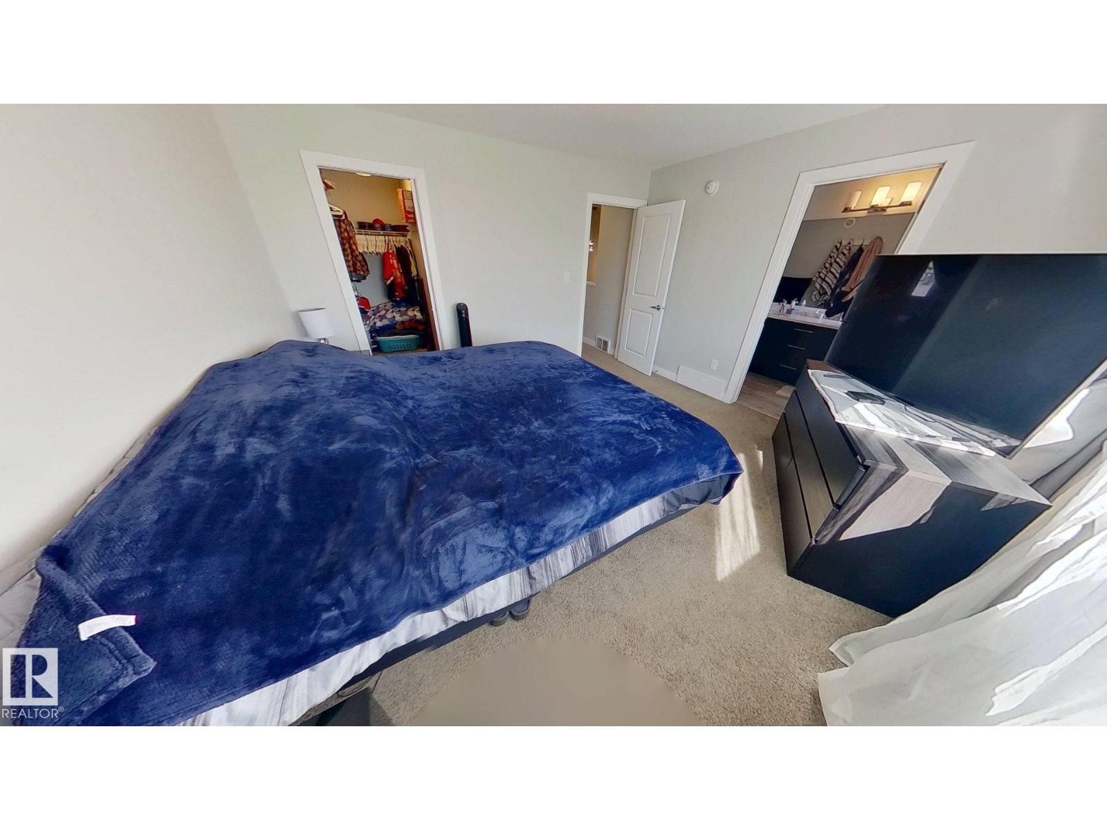 Photo 29 of 9876 206 St Nw, Edmonton AB