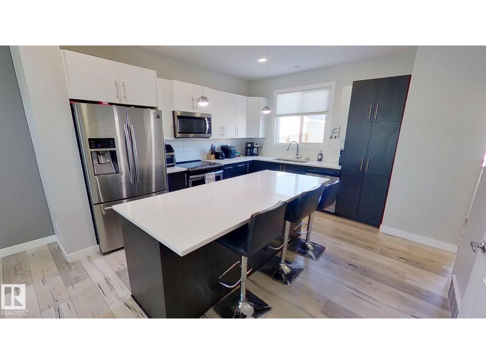 Photo 19 of 9876 206 St Nw, Edmonton AB