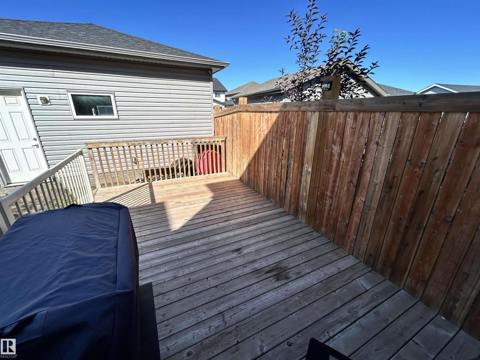 Photo 14 of 9876 206 St Nw, Edmonton AB