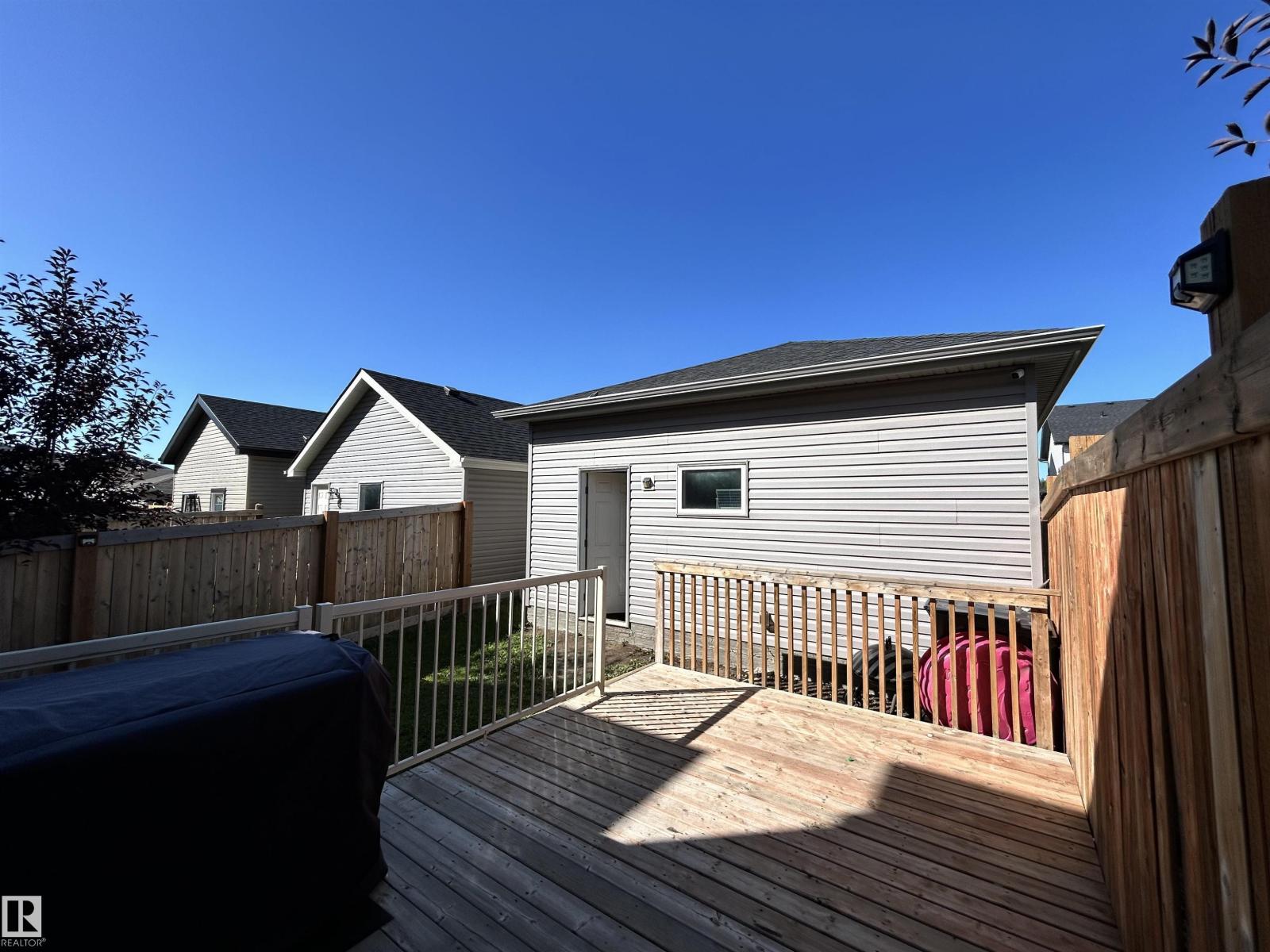 Photo 38 of 9876 206 St Nw, Edmonton AB