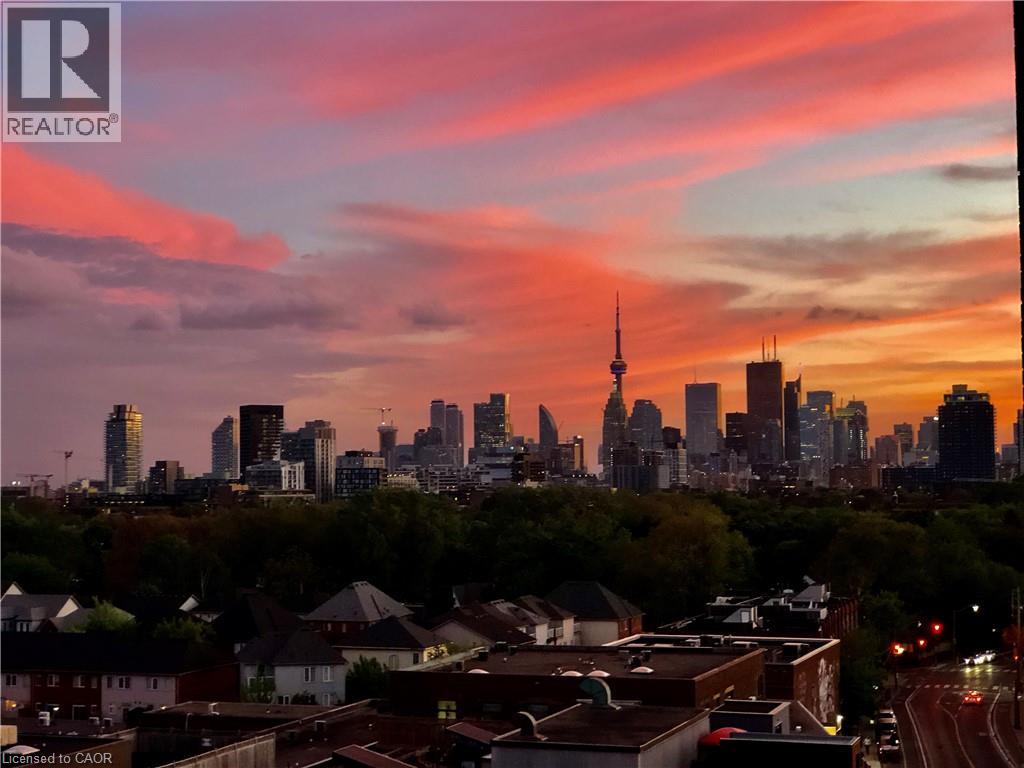 Photo 2 of 1201 Dundas Street E Unit 902, Toronto ON