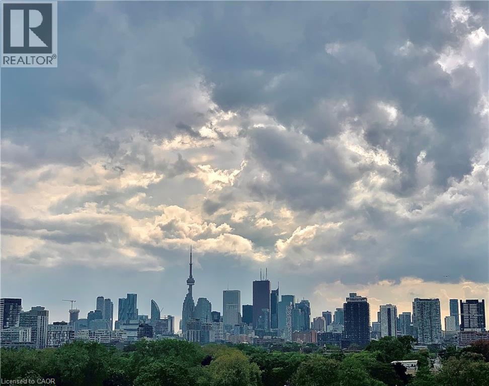 Photo 3 of 1201 Dundas Street E Unit 902, Toronto ON