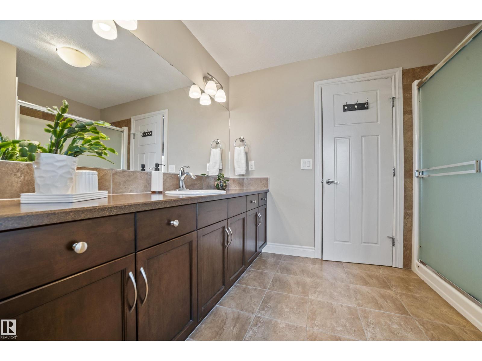 Photo 16 of 753 173 B St Sw, Edmonton AB