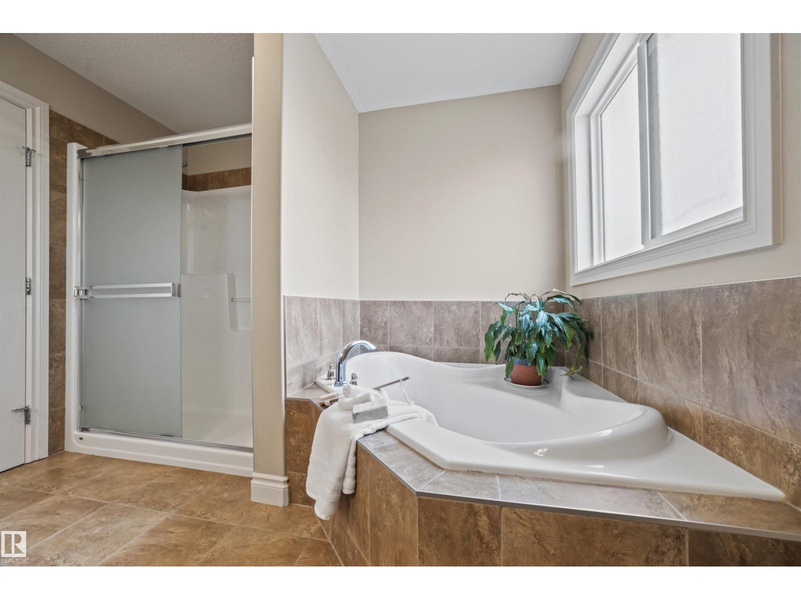 Photo 32 of 753 173 B St Sw, Edmonton AB