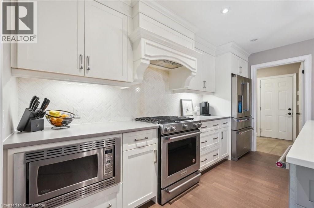 Photo 11 of 50 Hickory Drive, Rockwood ON
