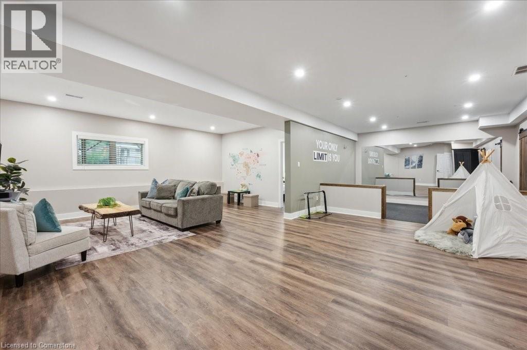 Photo 30 of 50 Hickory Drive, Rockwood ON