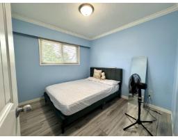 9525 125a Street, Surrey, BC V3V4Z3 Photo 8