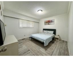 9525 125a Street, Surrey, BC V3V4Z3 Photo 9