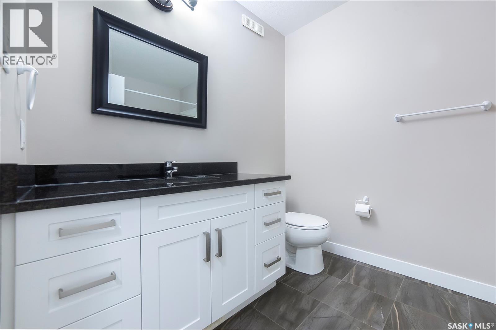 Single Family House 2 Level for Sale in  B AVENUE N Saskatoon 