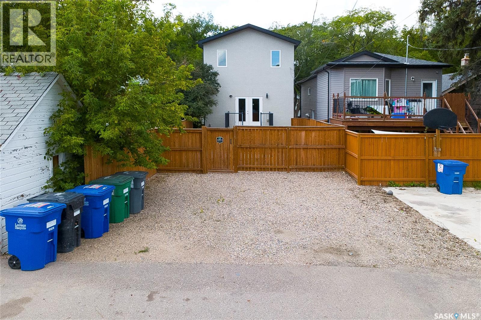 Single Family House 2 Level for Sale in  B AVENUE N Saskatoon 