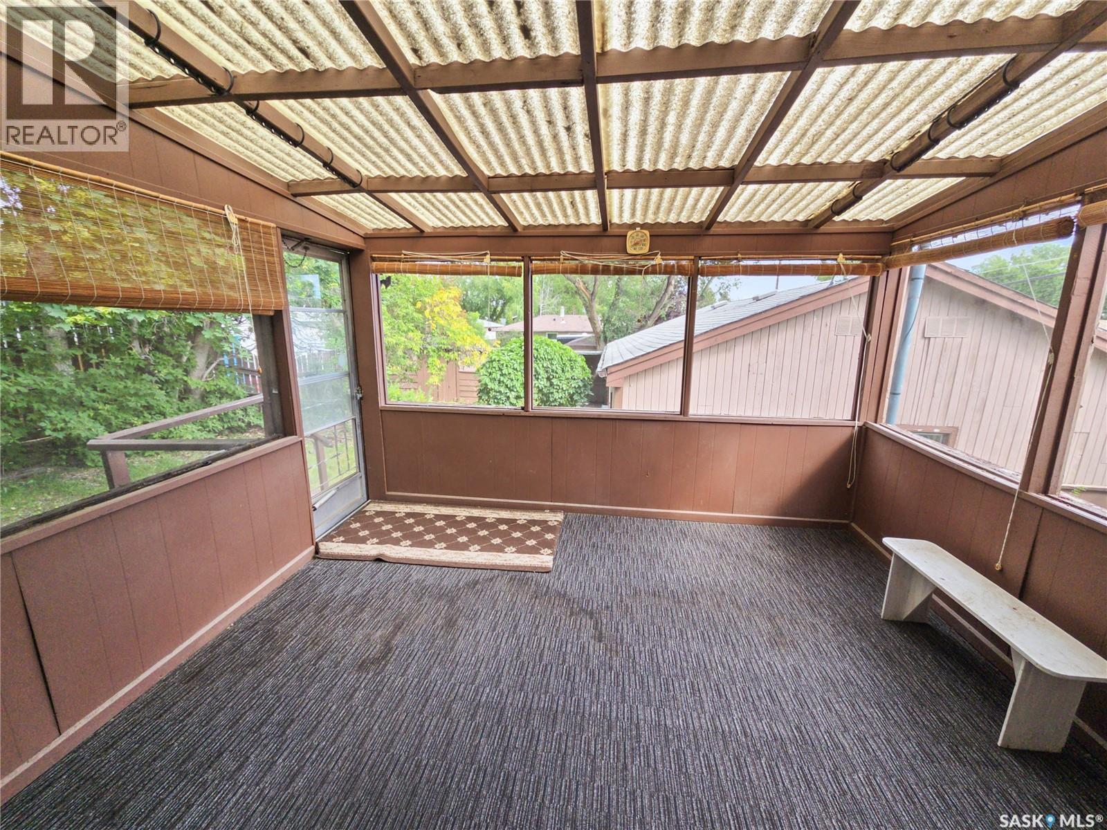 Photo 15 of 1658 Edward Avenue, Saskatoon SK