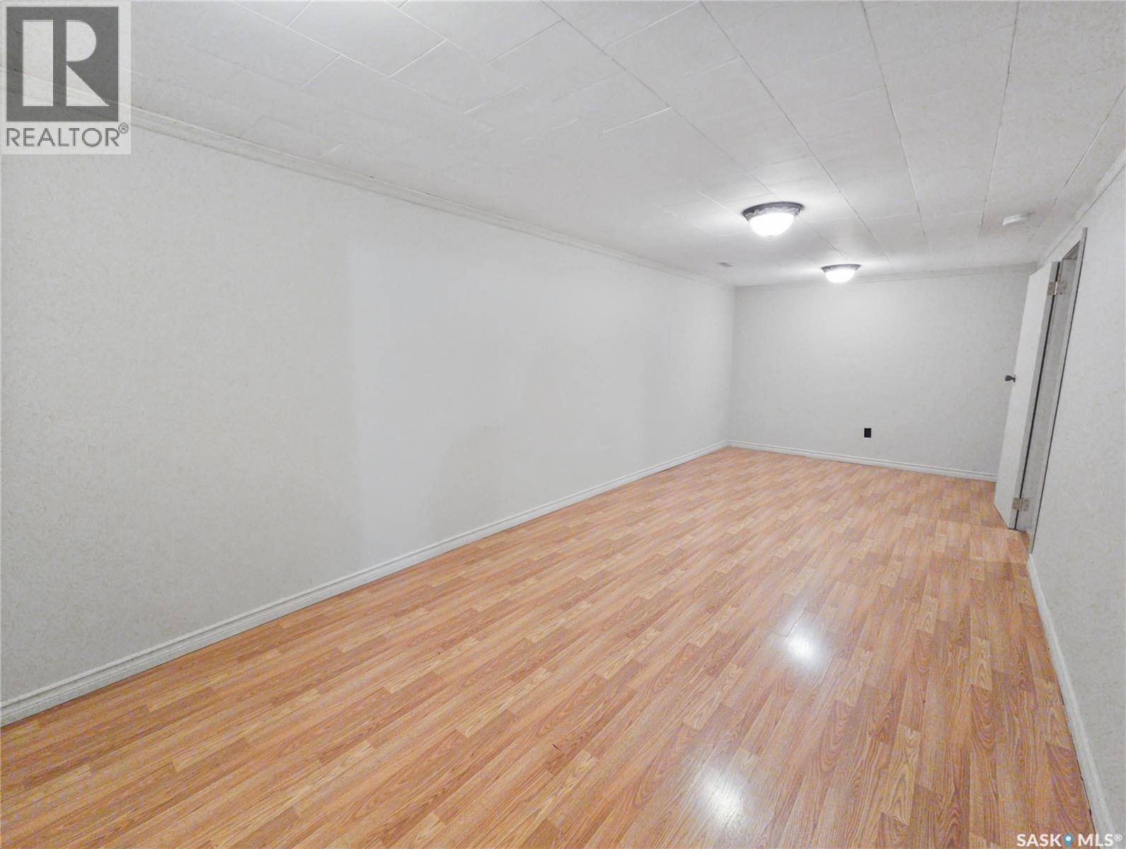Photo 10 of 1658 Edward Avenue, Saskatoon SK