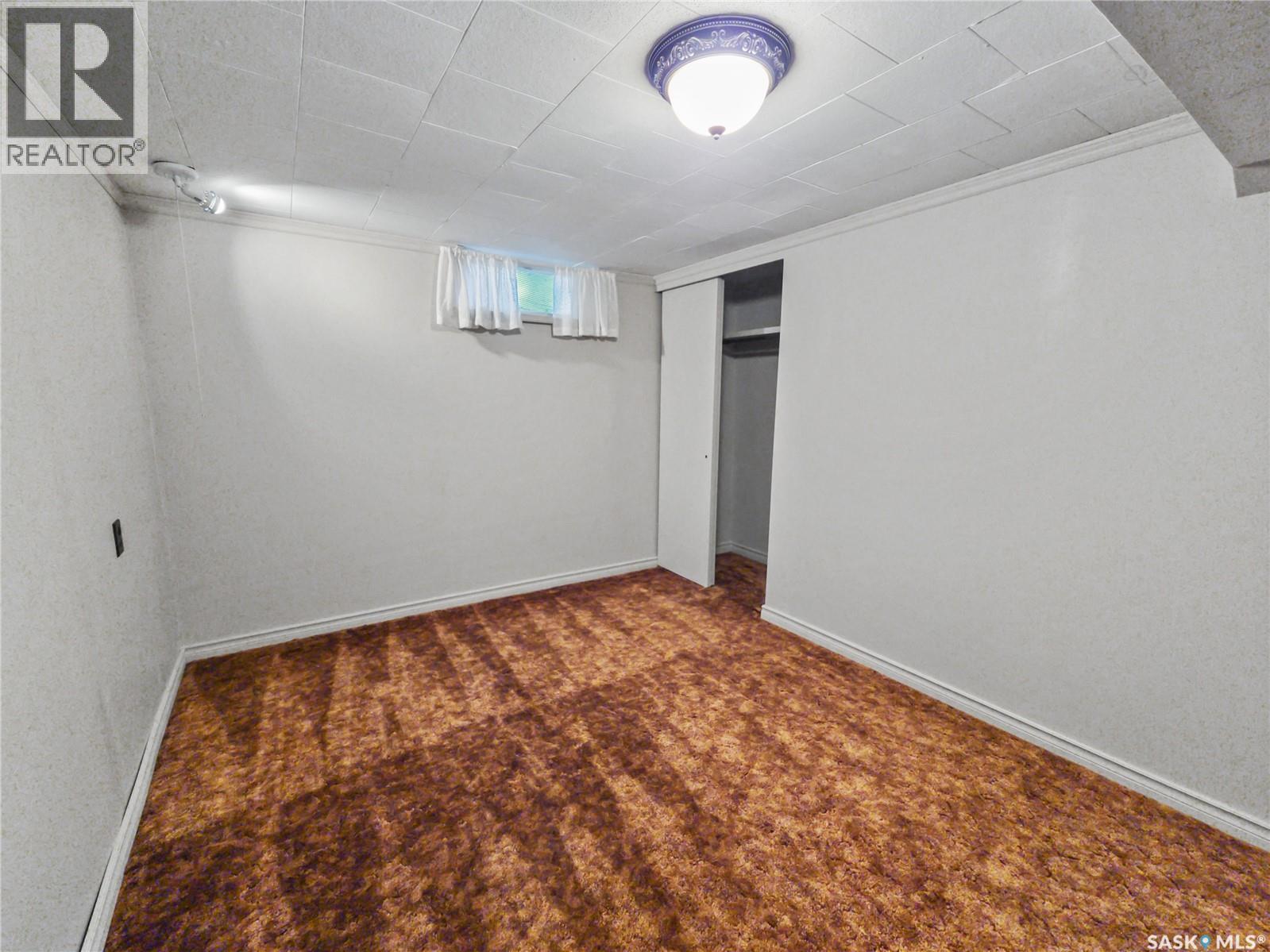 Photo 1 of 1658 Edward Avenue, Saskatoon SK