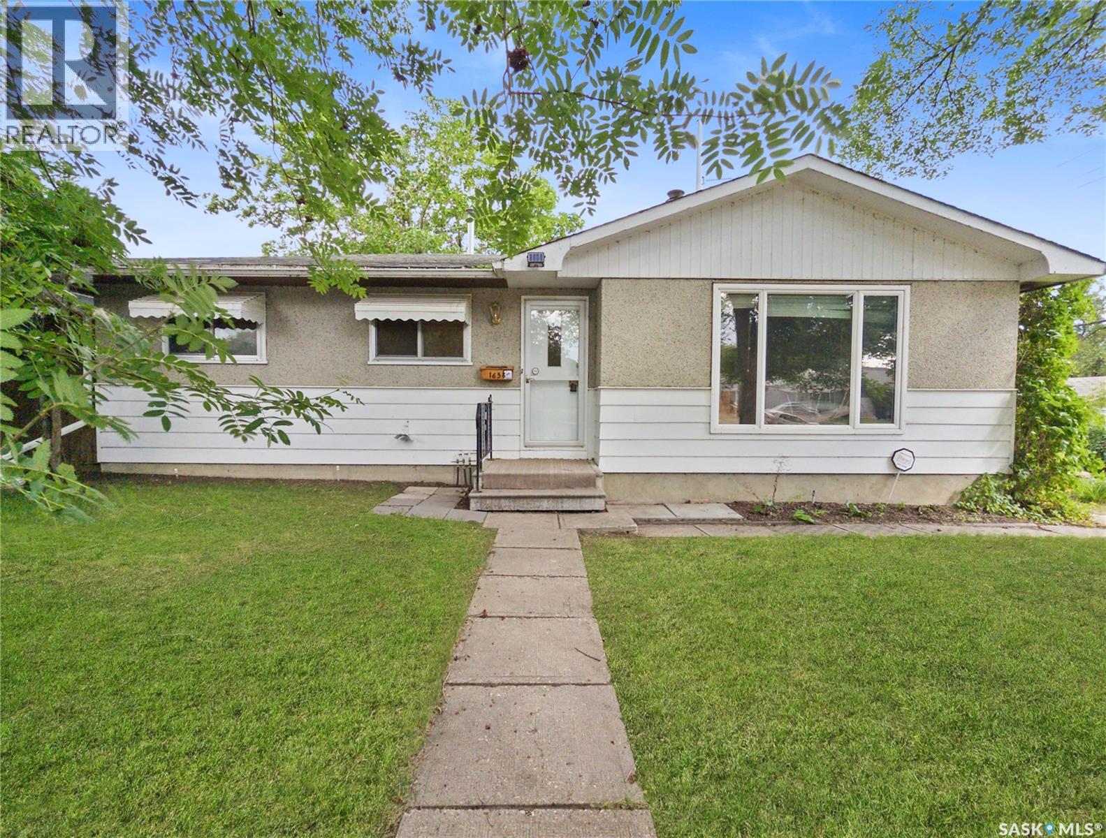 Photo 43 of 1658 Edward Avenue, Saskatoon SK
