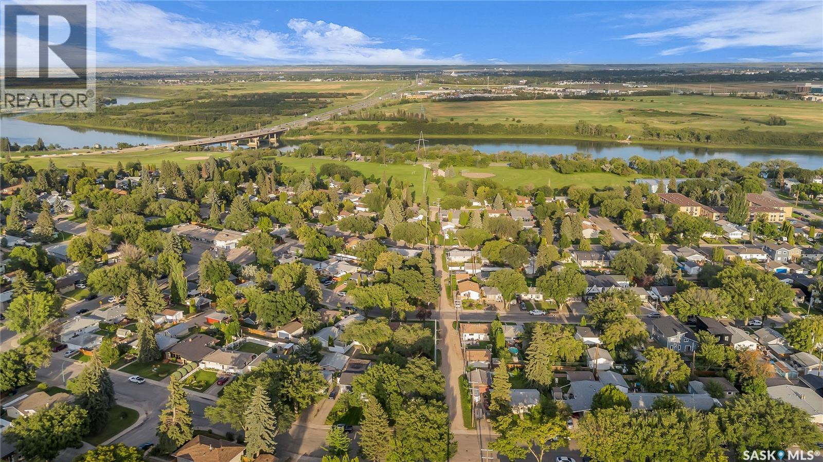 Photo 4 of 1658 Edward Avenue, Saskatoon SK