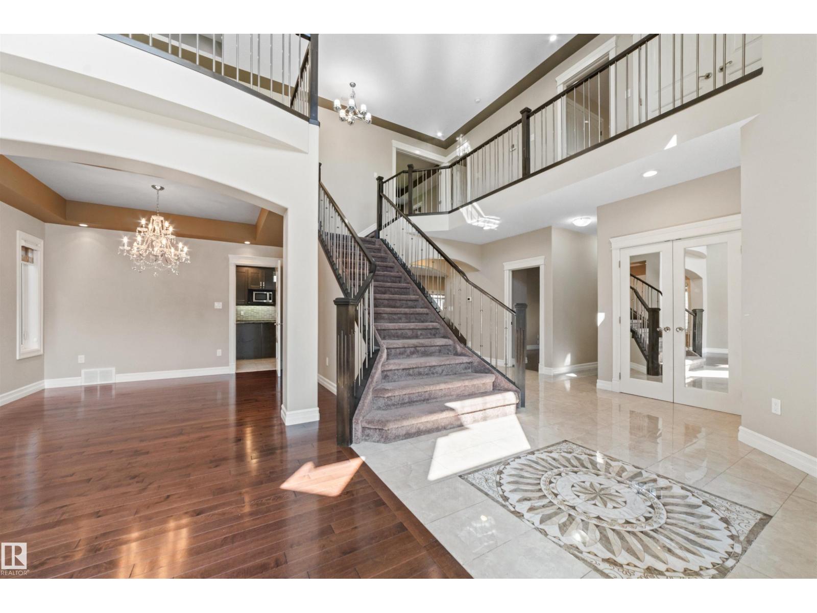 Photo 6 of 1721 Adamson Crescent Sw, Edmonton AB