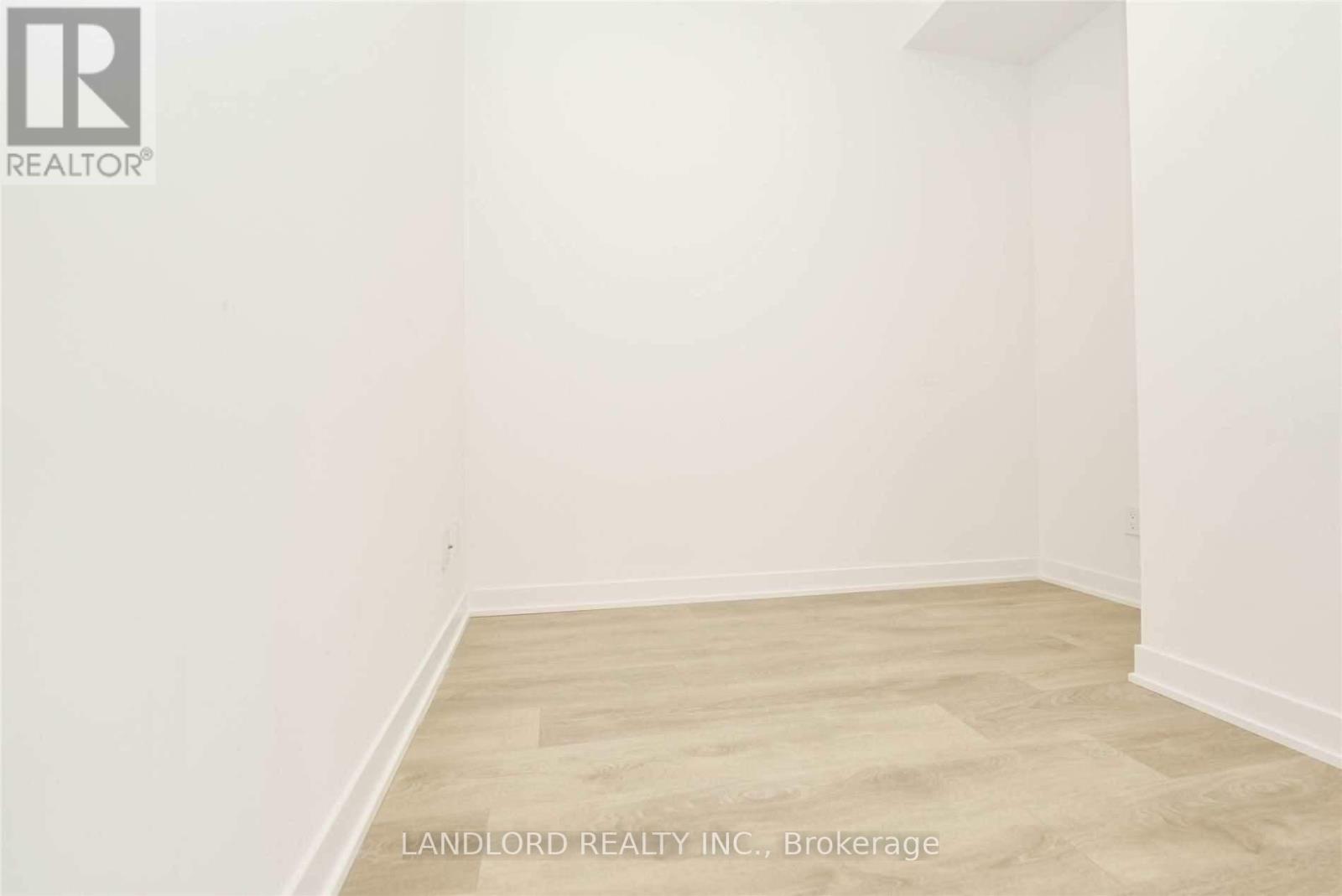 Photo 13 of 3507 87 Peter Street, Toronto ON