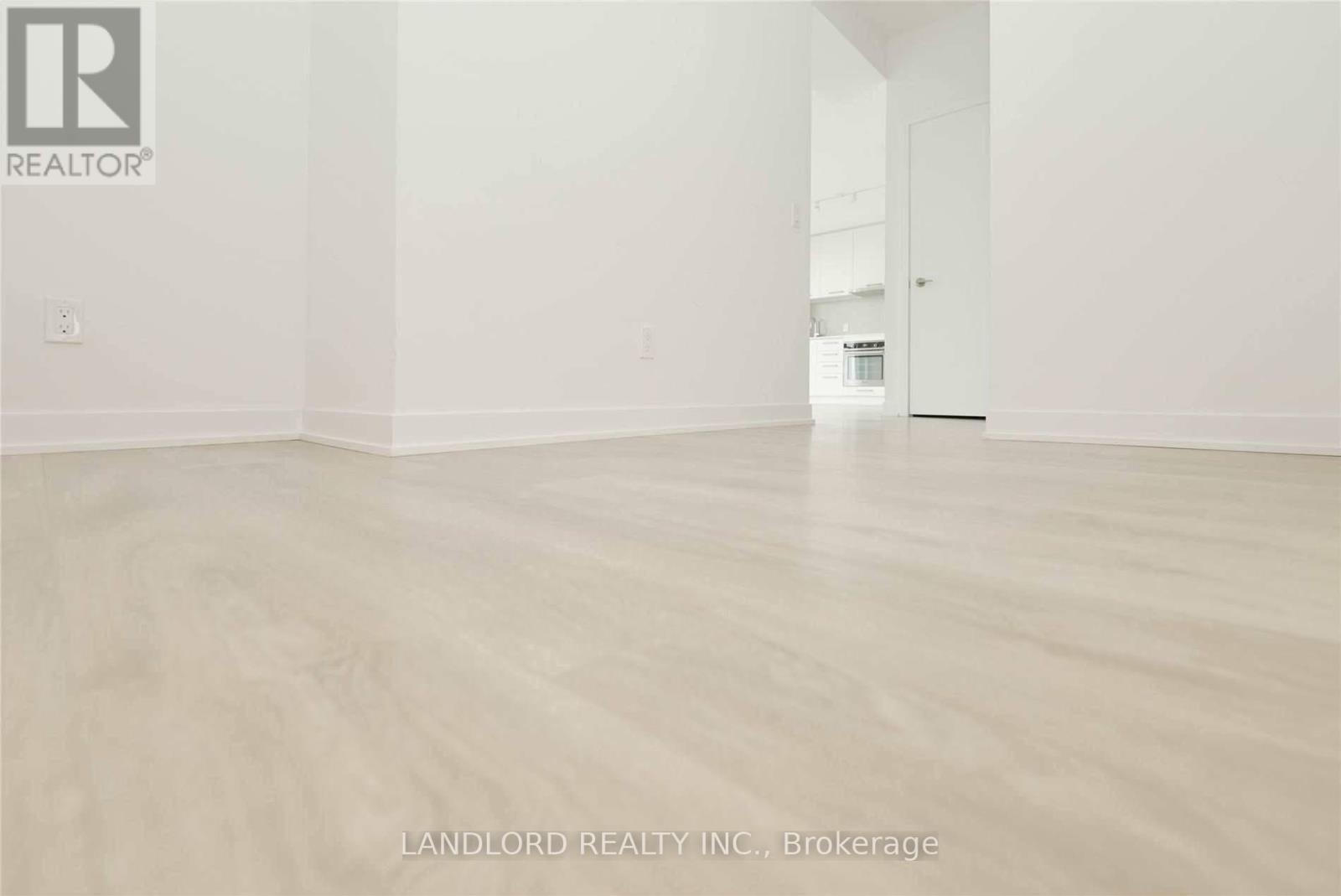 Photo 14 of 3507 87 Peter Street, Toronto ON